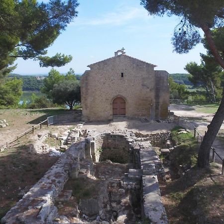 Saint-Mitre-les-RempartsLe Provencal公寓 外观 照片